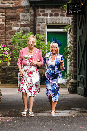 Leanne & Richard 185_-z