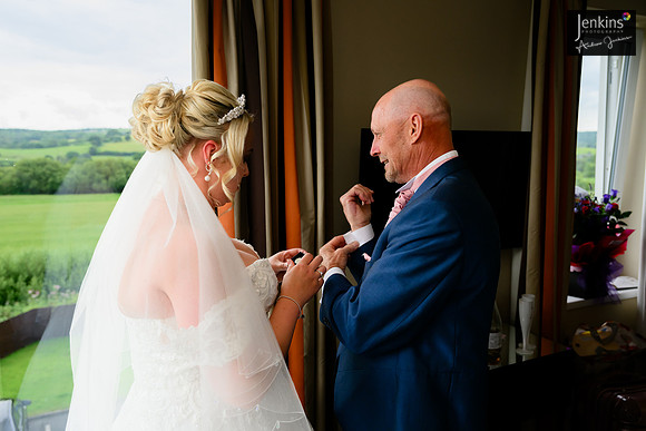 172- Megan & Danny- The-Plough-Hotel_