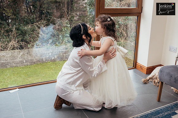 43- Nic & Beth-z
