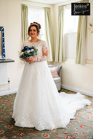 Leanne & Richard 151_-z