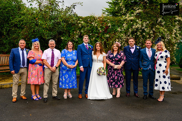 388 Lizzie & Peter_wedding-z