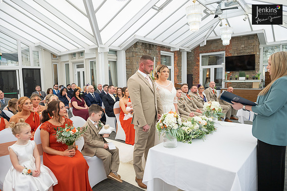 260-Ffion-Mathew-wedding-z