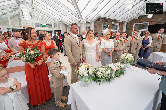 322-Ffion-Mathew-wedding-z
