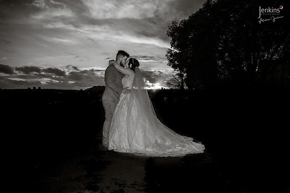 431- Nic & Beth-z