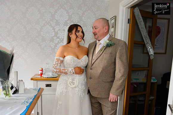 167- Holly & Leon-z