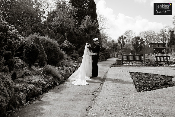 515- Holly & Leon-z