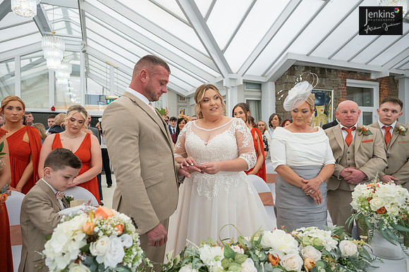 353-Ffion-Mathew-wedding-z