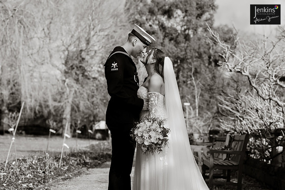 543- Holly & Leon-z
