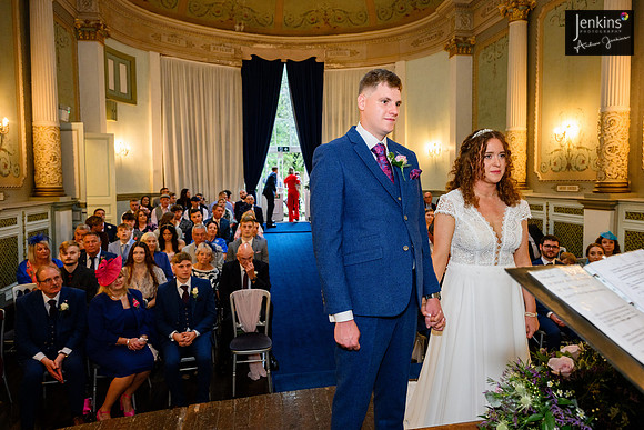 197 Lizzie & Peter_wedding-z