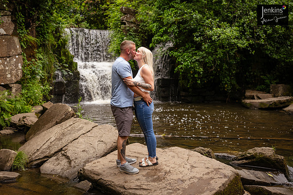 56 katie & John-z