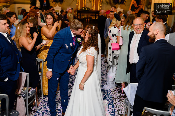 264 Lizzie & Peter_wedding-z