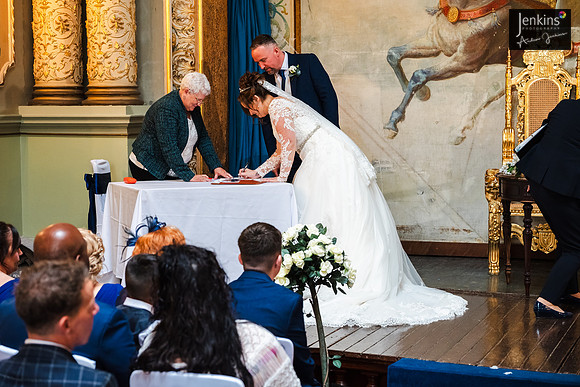 Leanne & Richard 458_-z
