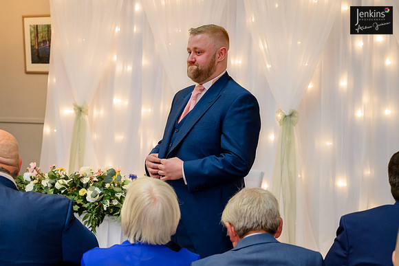 194- Megan & Danny- The-Plough-Hotel_