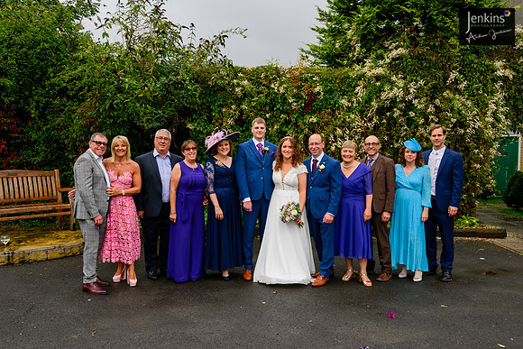 390 Lizzie & Peter_wedding-z