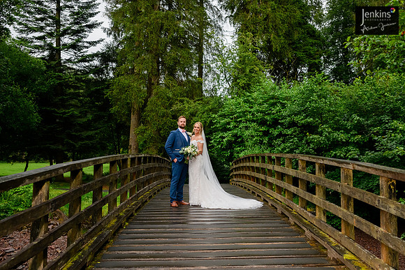 421- Hannah & Phil wedding-z