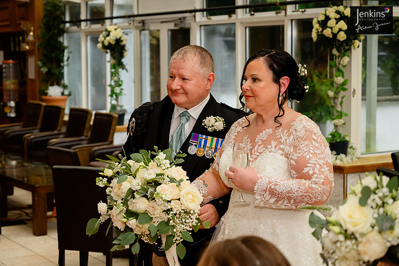 381 Jayne & Anthony-z