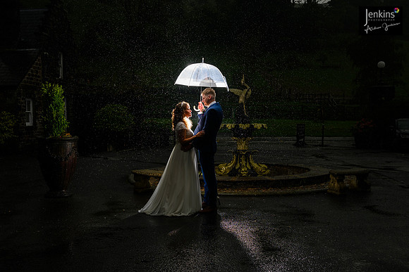 344 Lizzie & Peter_wedding-z