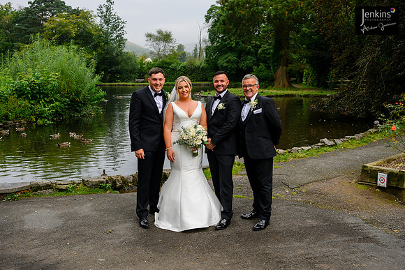 511 Zara & Mathew_wedding-z