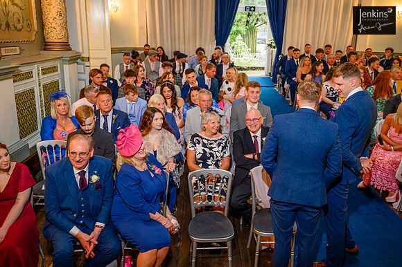 149 Lizzie & Peter_wedding-z