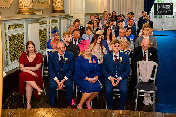 195 Lizzie & Peter_wedding-z