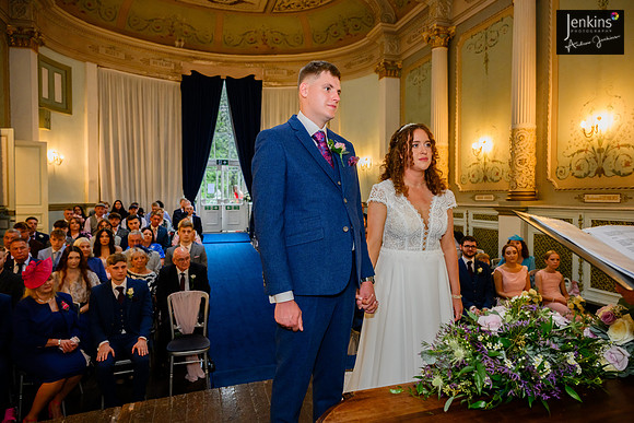 203 Lizzie & Peter_wedding-z