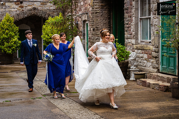 Leanne & Richard 199_-z