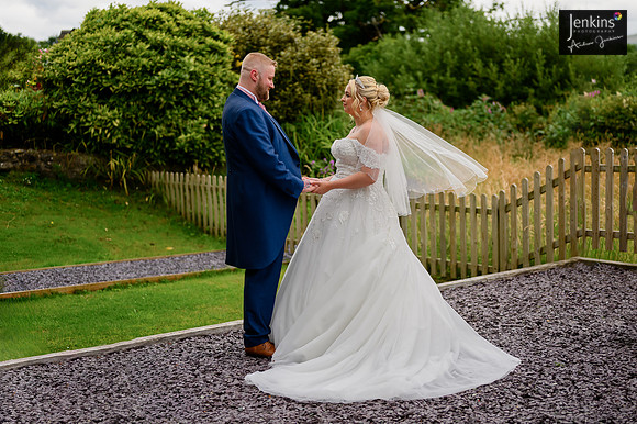 605- Megan & Danny- The-Plough-Hotel_