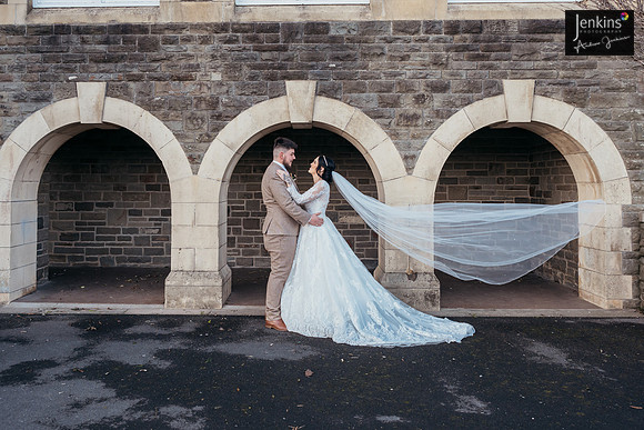 396- Nic & Beth-z