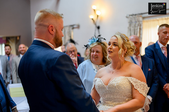 274- Megan & Danny- The-Plough-Hotel_