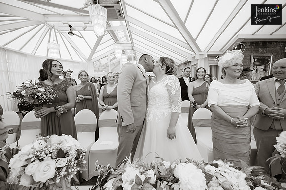 335-Ffion-Mathew-wedding-z