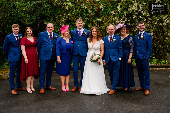 373 Lizzie & Peter_wedding-z