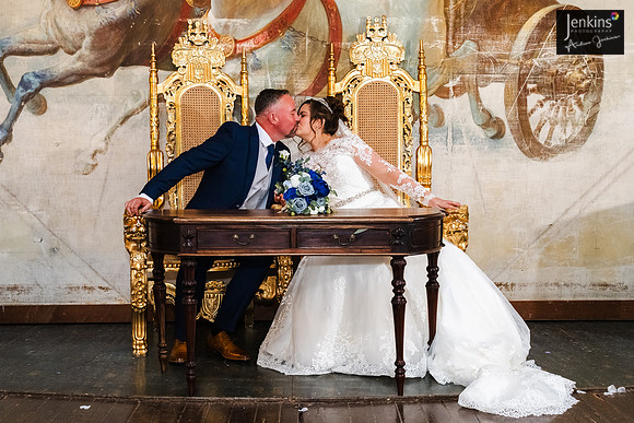 Leanne & Richard 475_-z