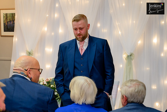 189- Megan & Danny- The-Plough-Hotel_