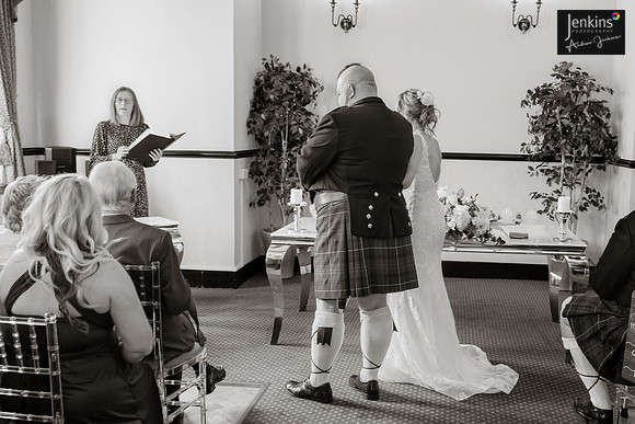 301-Sally- Gareth-wedding-z