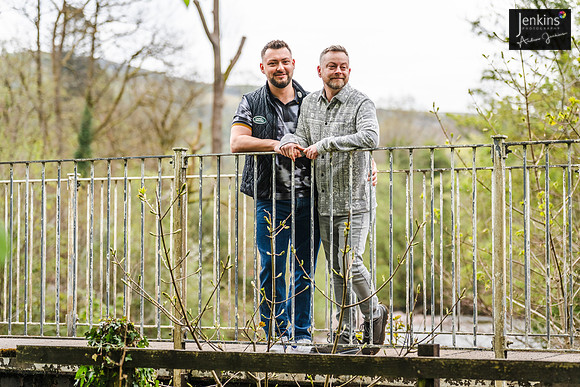 40 Danny & Craig pre-shoot-z