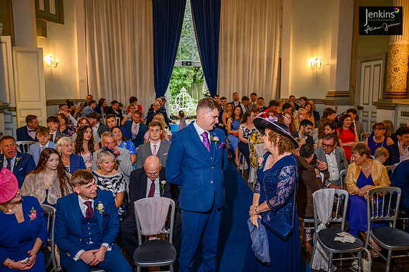 146 Lizzie & Peter_wedding-z