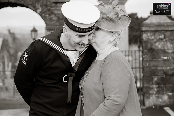 126- Holly & Leon-z