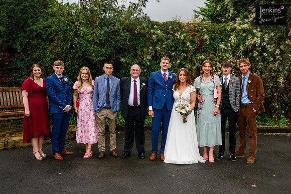 400 Lizzie & Peter_wedding-z