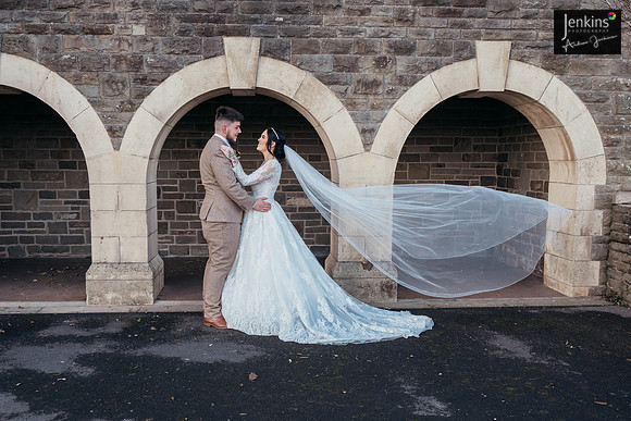400- Nic & Beth-z